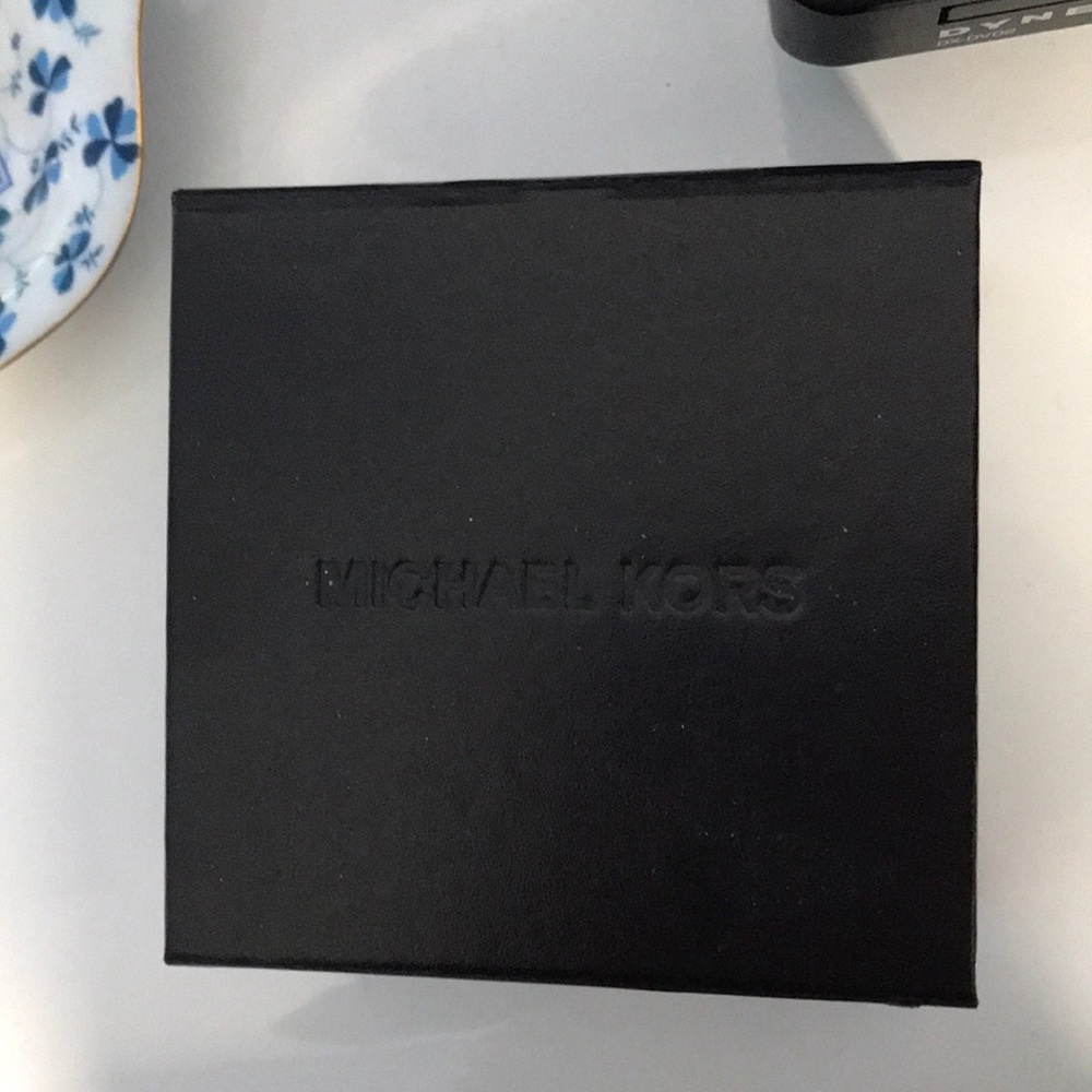 Collapsed square brown box